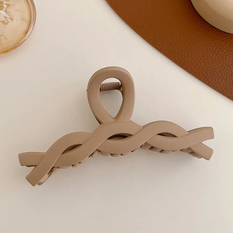 Women Elegant Brown Beige Flower Geometric Hair Claw Lady Temperament Solid Hair Clip Toothed Hairpin Fashion Hair Accessories - Kellylooks Shop