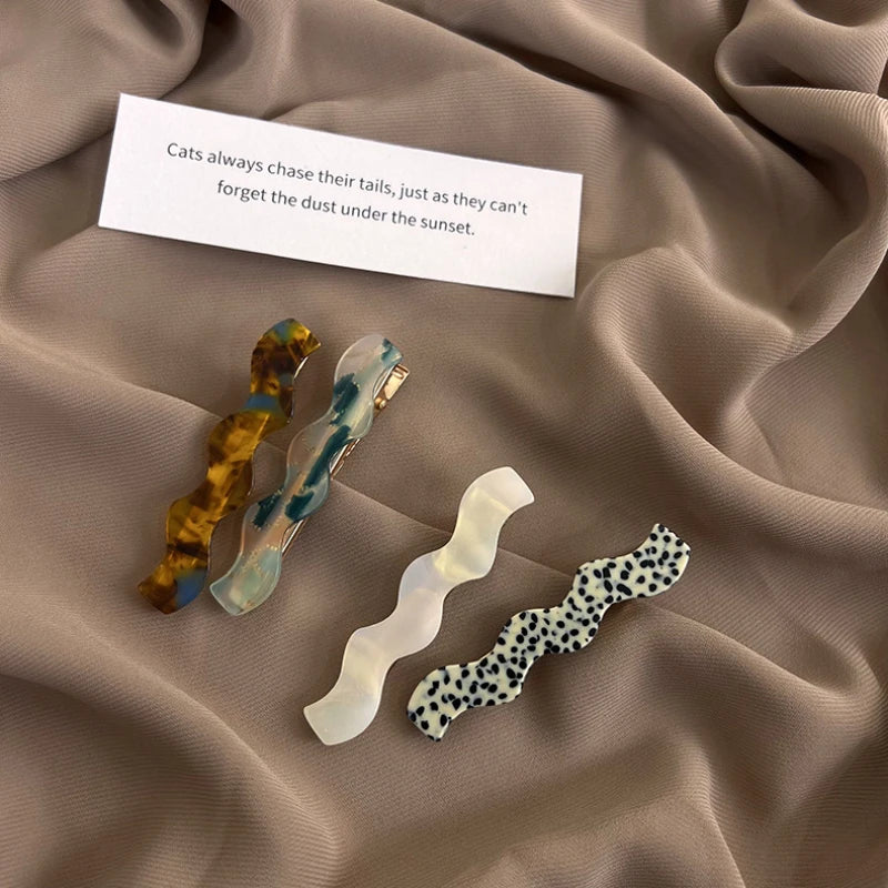 2024 New Fashion Ripple Acrylic Hair Clips For Women Korean Solid Leopard Hairpins Sweet Barrettes Girl Hair Accesories Headwear - Kellylooks Shop