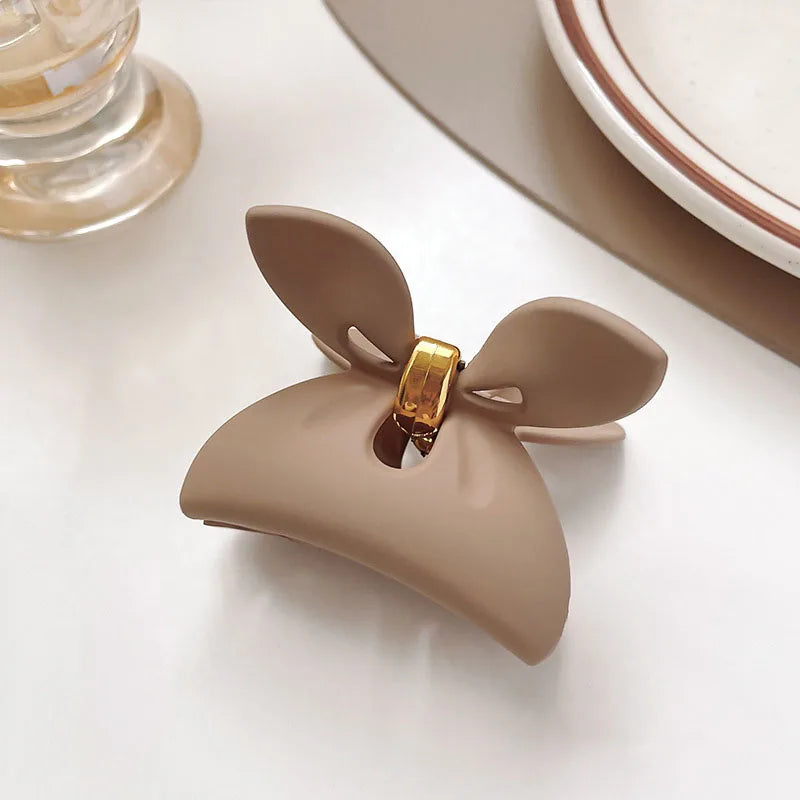 Women Elegant Brown Beige Flower Geometric Hair Claw Lady Temperament Solid Hair Clip Toothed Hairpin Fashion Hair Accessories - Kellylooks Shop
