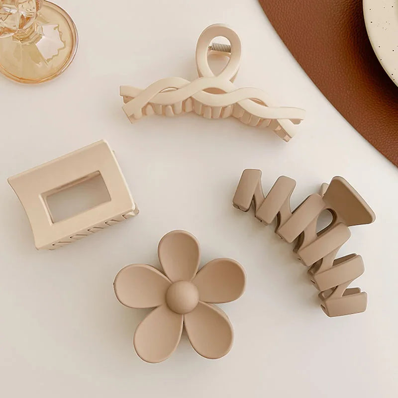 Women Elegant Brown Beige Flower Geometric Hair Claw Lady Temperament Solid Hair Clip Toothed Hairpin Fashion Hair Accessories - Kellylooks Shop