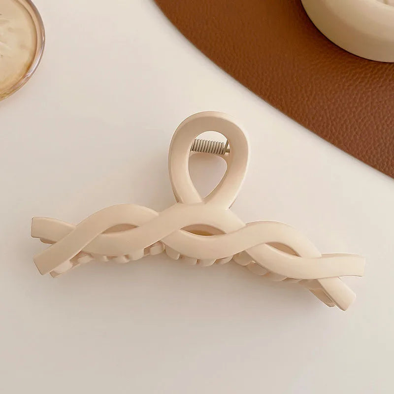 Women Elegant Brown Beige Flower Geometric Hair Claw Lady Temperament Solid Hair Clip Toothed Hairpin Fashion Hair Accessories - Kellylooks Shop